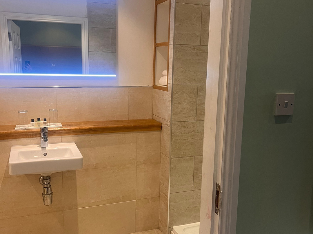 舍布鲁克别墅酒店主图