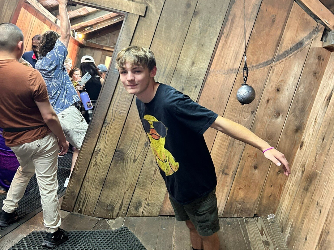 神秘点-圣克鲁斯必去景点