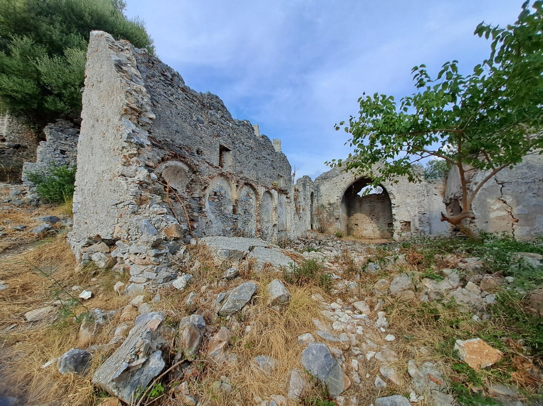 Ruderi di Cirella-迪亚曼泰必去景点