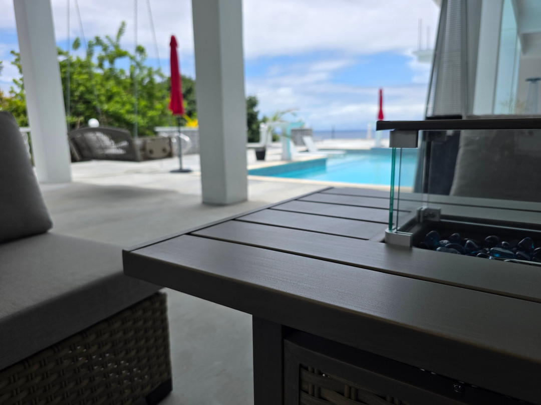 Chez Mango Luxury Ocean View Villa主图