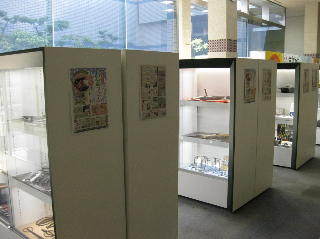 Michi-no-Eki Tsubame 3jo Jibasan Center-三条市必去景点