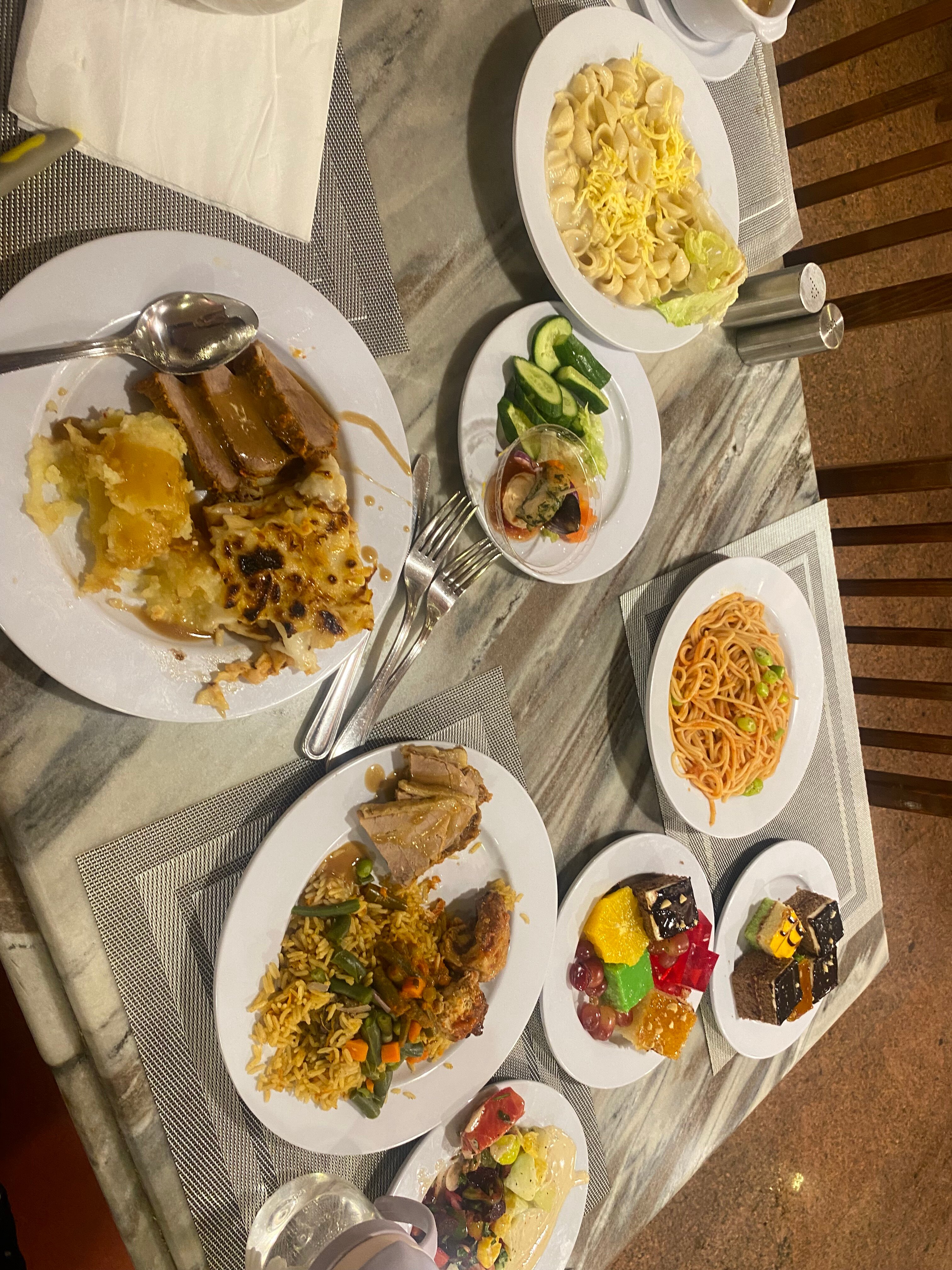 Happy Land Hotel-官方