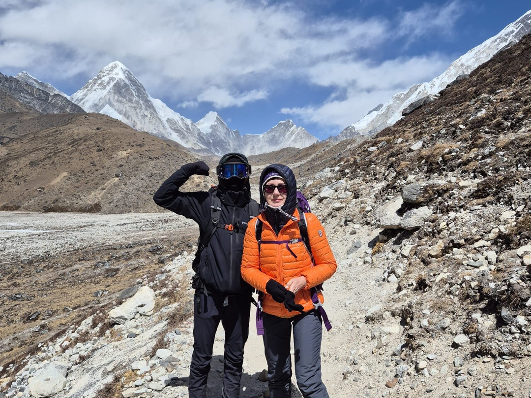 Beni酒店住宿-LAMA HOTEL - HIMALAYAN BURGER Experience the best stay in EVEREST with an unforgettable Mountain Flight