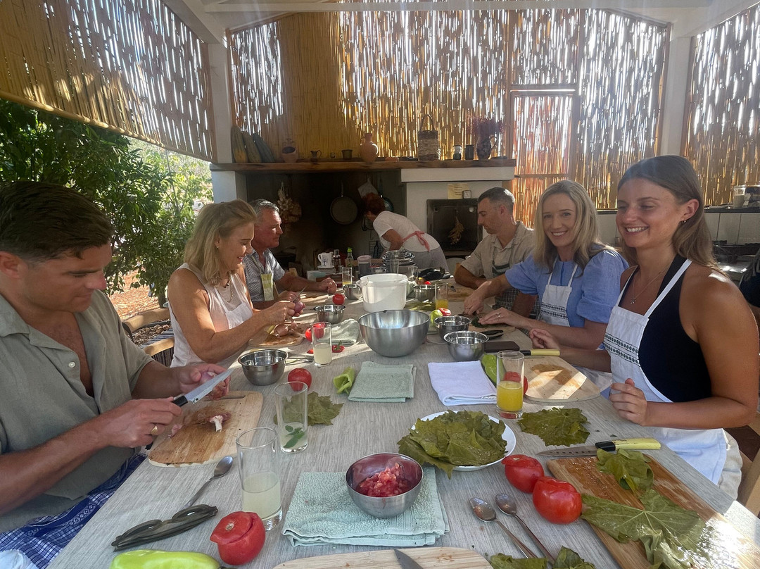 Hands On Cretan Cooking-Kounoupidiana必去景点