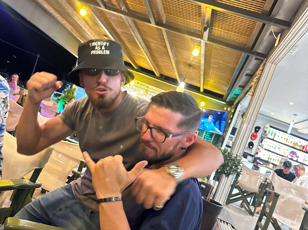 Friends Bar-卡拉马其必去景点