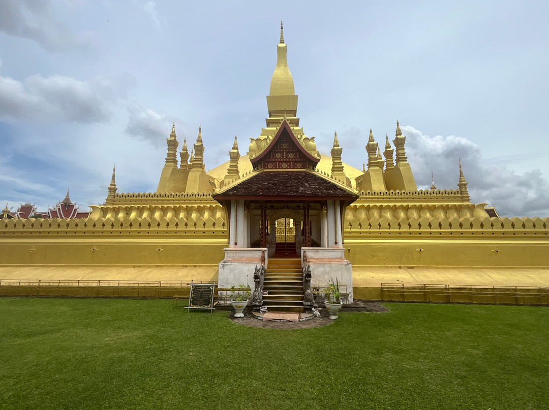 Pha That Luang-万象必去景点