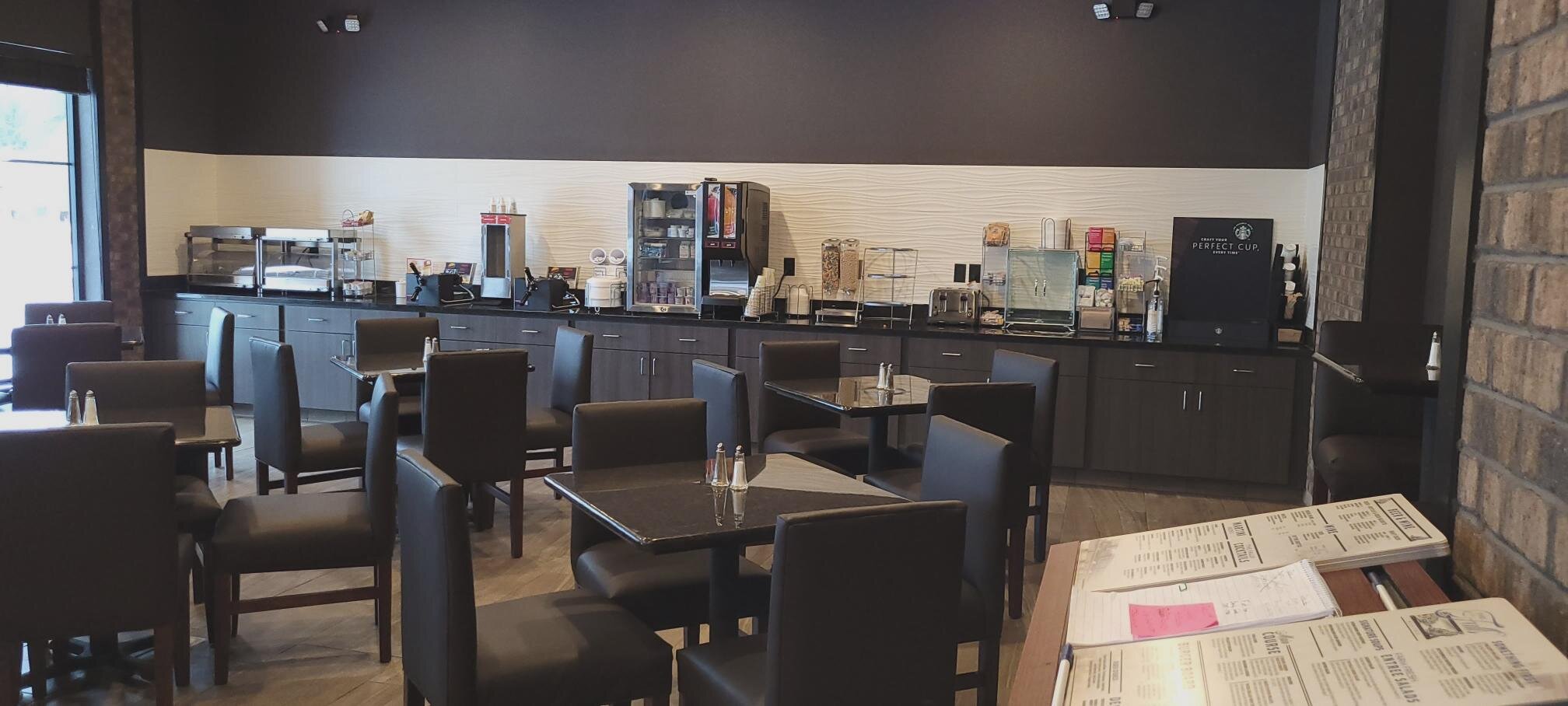 Cobblestone Hotel & Suites - International Falls-餐饮