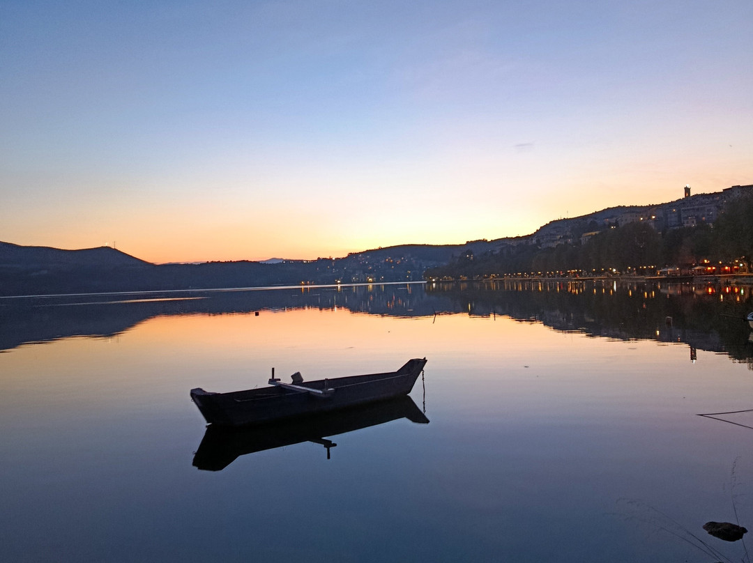 Kastoria Lake-卡斯托里亚必去景点