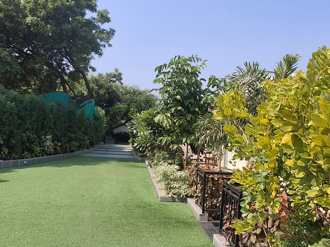 Status Club & Resort主图