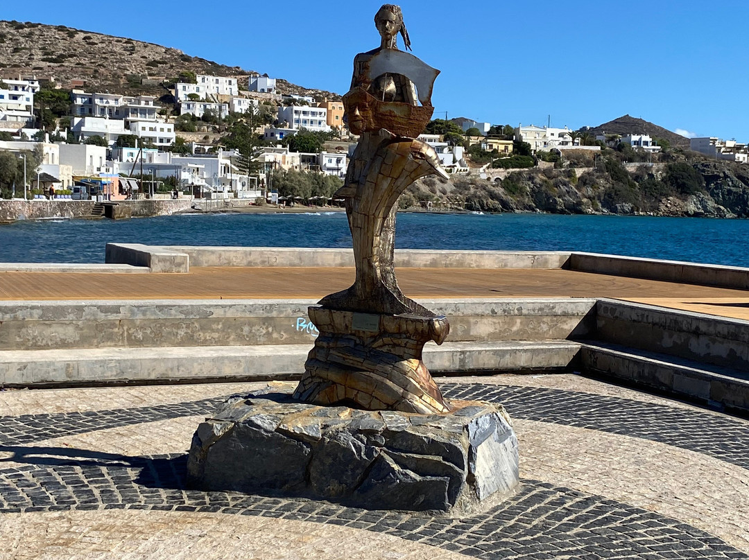 Finikas Beach-锡罗斯必去景点