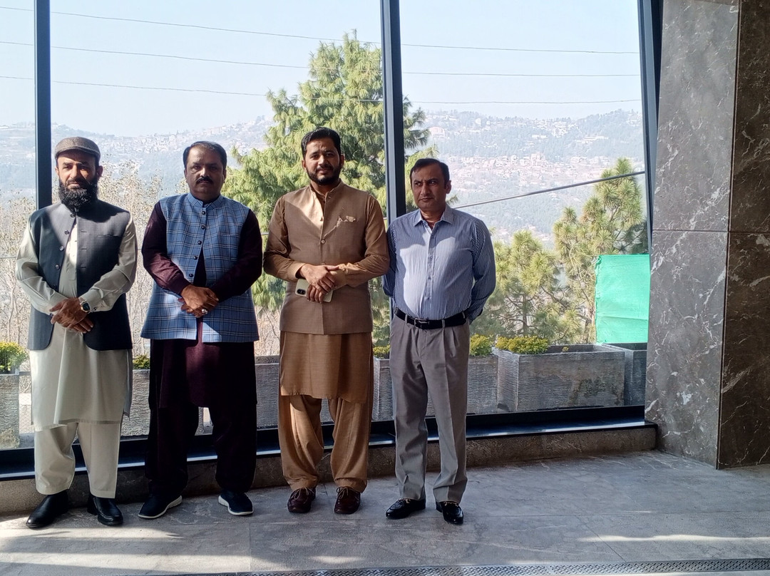 Ramada By Wyndham Murree Lower Topa Resort主图