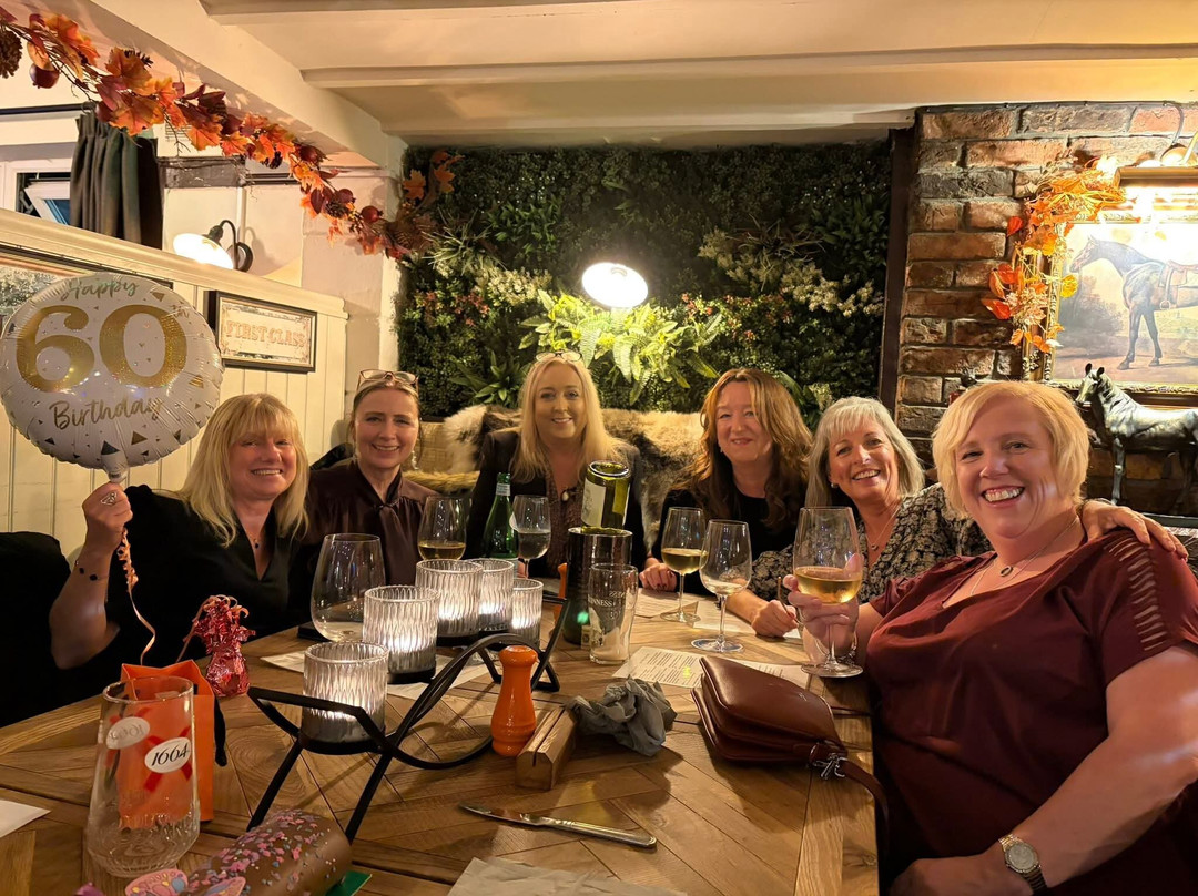 Leyland餐馆和美食-The Rose and Crown