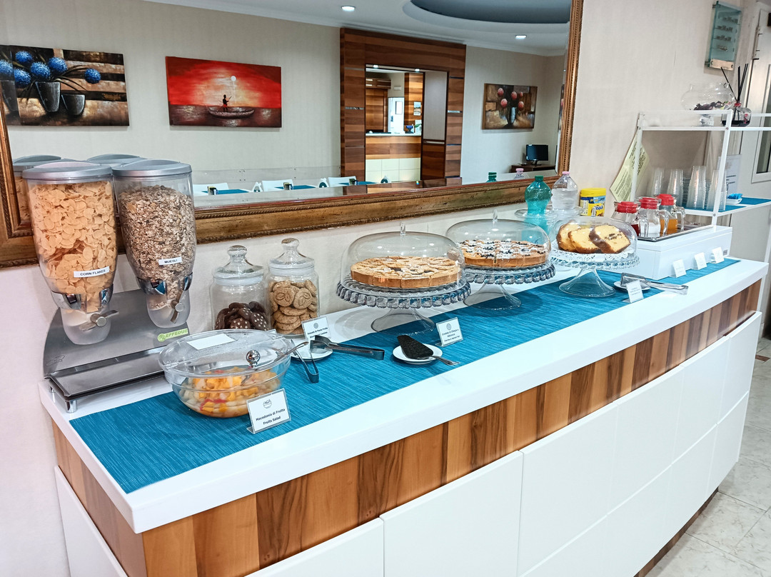 贝斯特韦斯特里维埃拉酒店主图