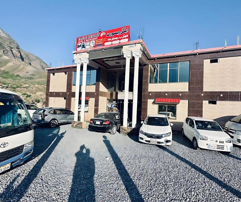 Eagle Resort Hotel And Restaurant