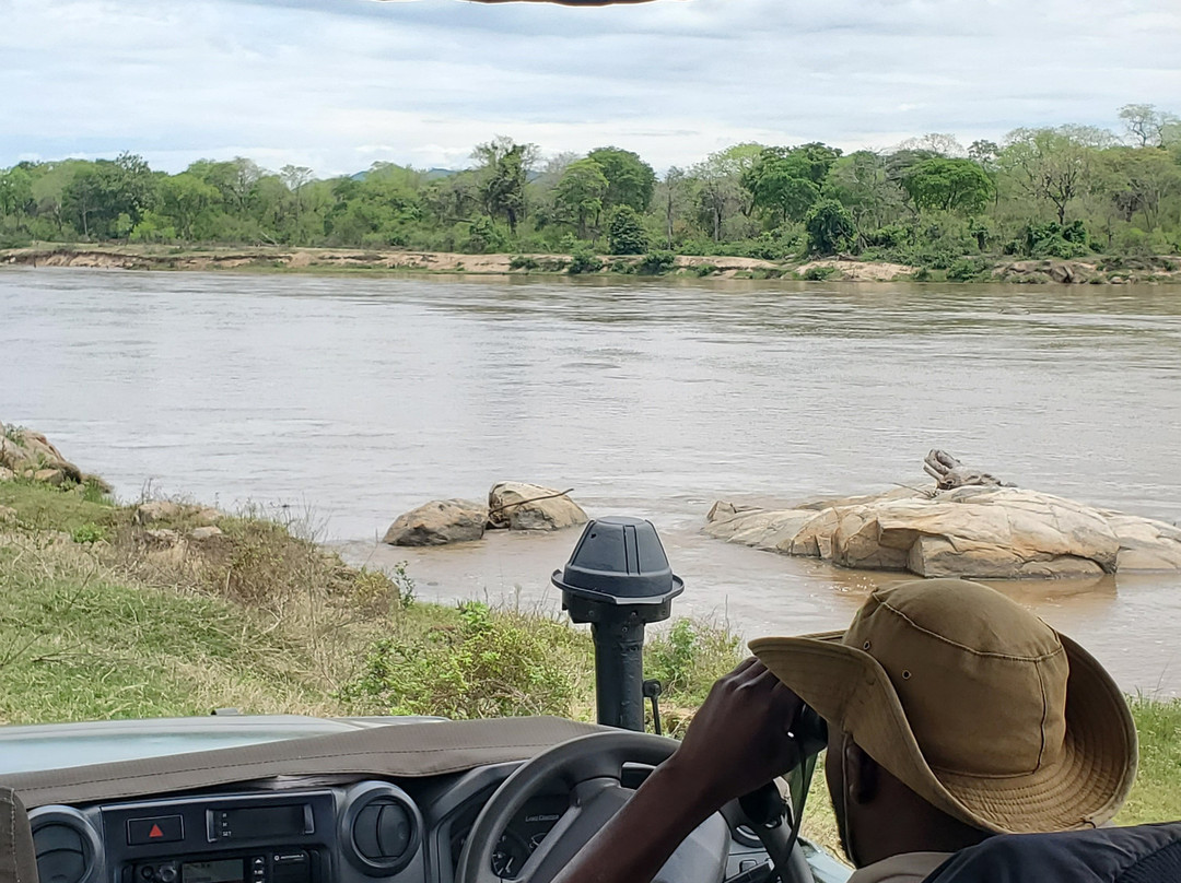 The Adventures Feet-布兰岱必去景点