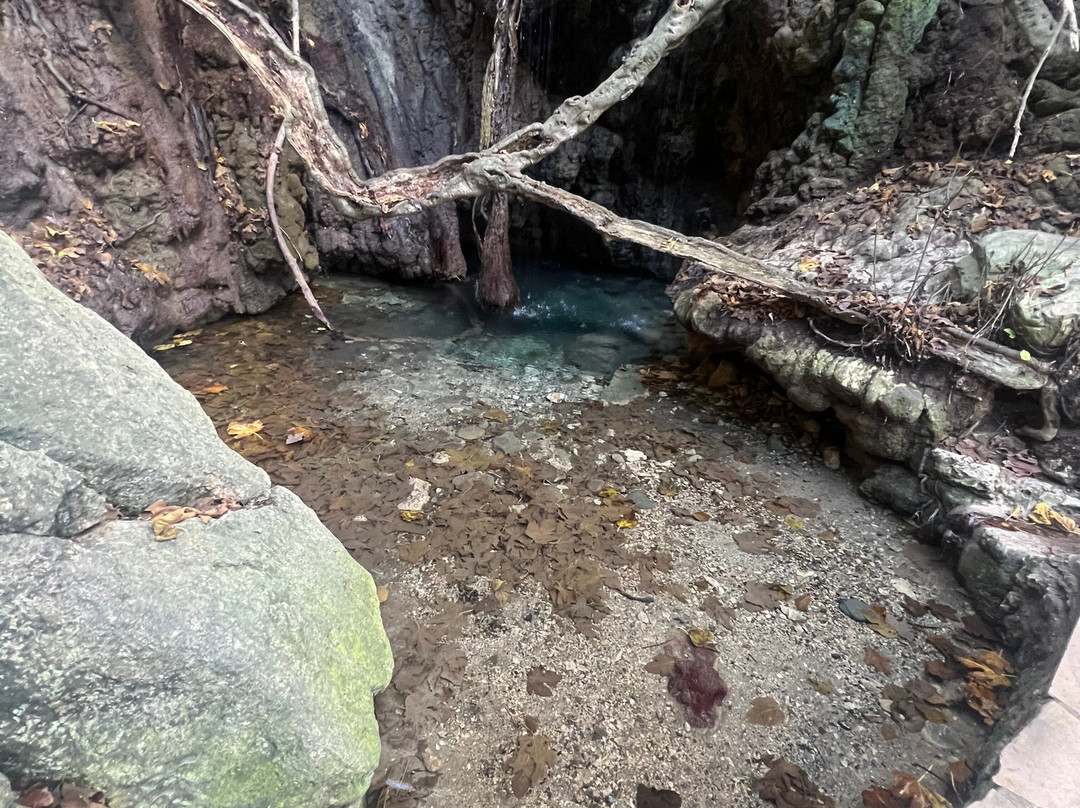 Baths of Aphrodite-Neo Chorion必去景点