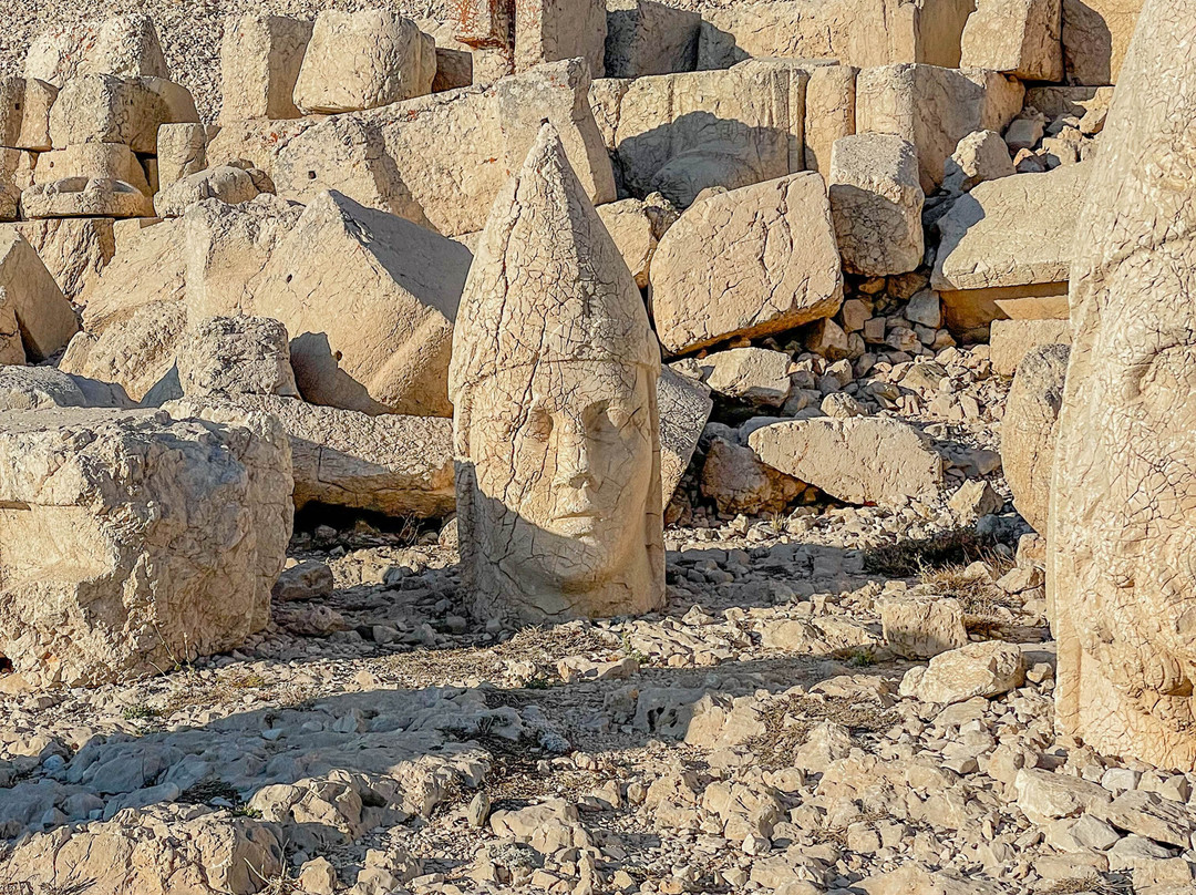 Mount Nemrut West Terrace-Adiyaman必去景点
