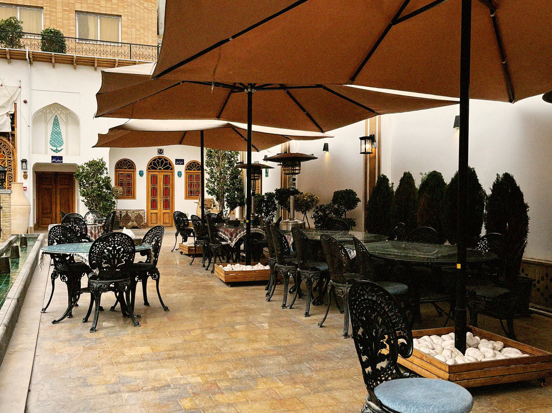 Sohrevardi Traditional Hotel主图