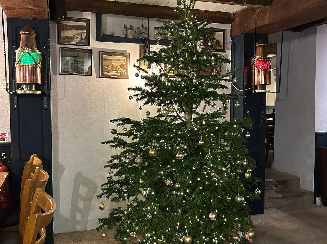 The Top House Inn主图