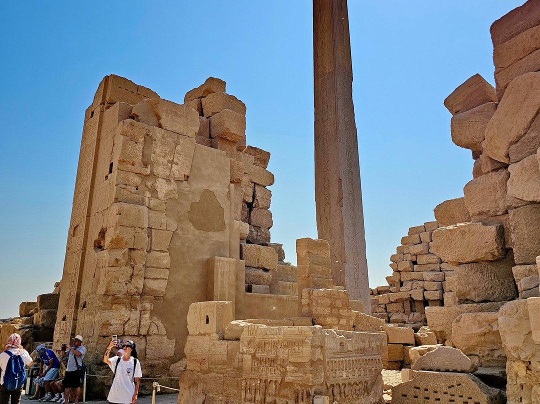 Obelisk of Queen Hapshetsut,-卢克索必去景点