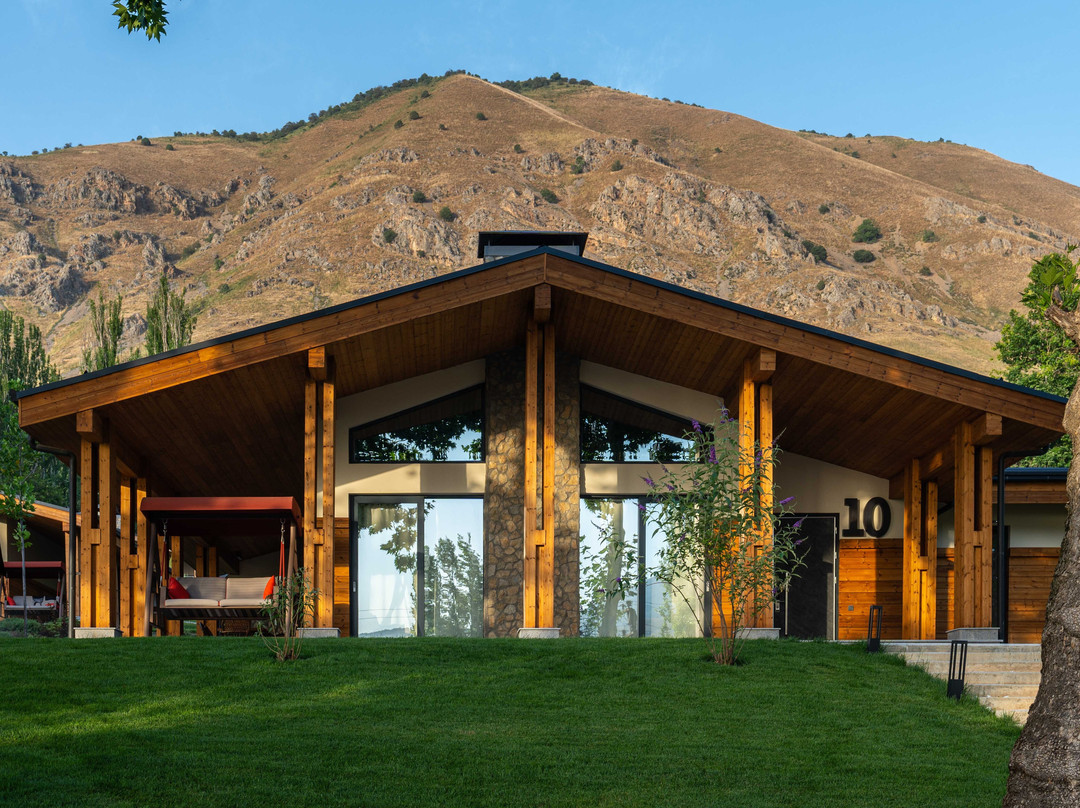 Burchmulla Resort & Chalets