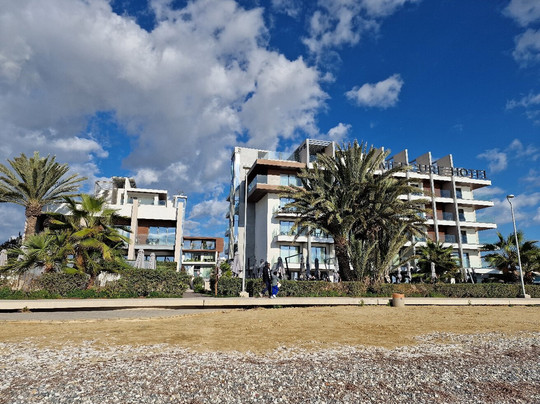 Mercure Larnaca Beach Resort主图