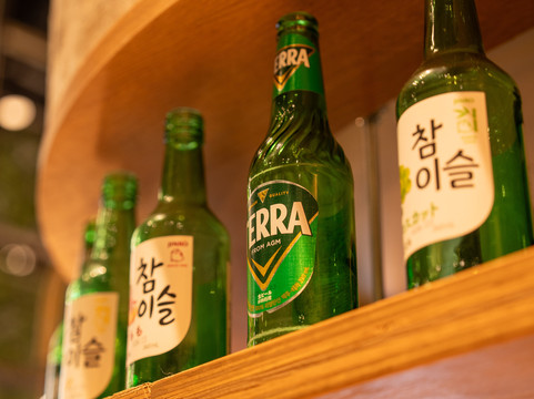 韓国牡蠣酒場ドンソク札幌4PLA店