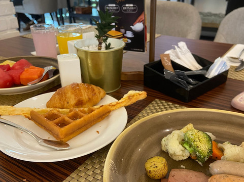 泗水斯帕齐奥威兹豪华酒店主图