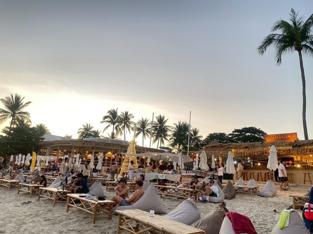 Sand Deck Restaurant & Beach Bar