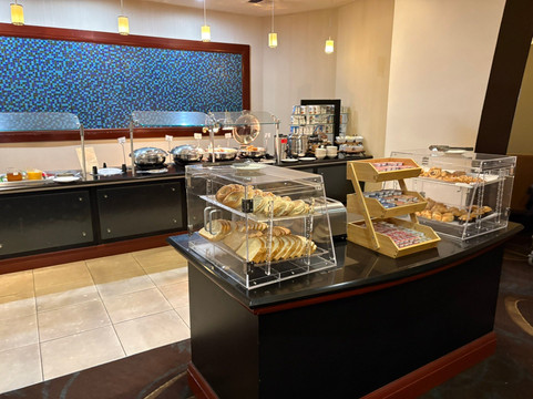 喜来登阿古拉山酒店主图