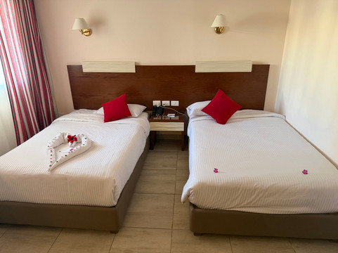 黄金海滩度假村 - 全包主图