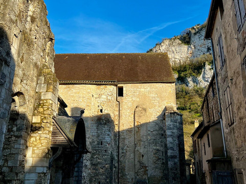 Abbaye de Marcilhac-Marcilhac-sur-Cele必去景点