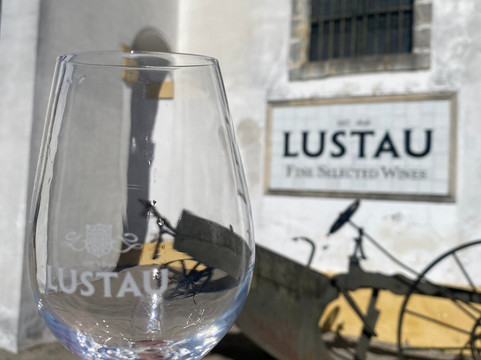 Bodegas Lustau-赫雷斯德拉弗隆特拉必去景点