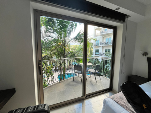 欧神诺精品画廊酒店主图