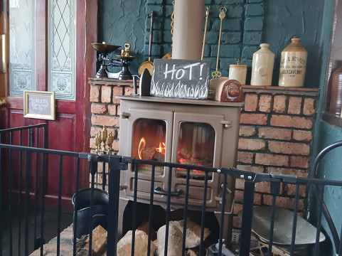 马蹄铁和城堡酒店主图