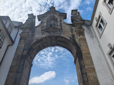 Arco da Porta Nova-布拉加区必去景点