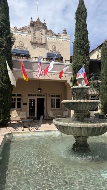 帕伊萨诺酒店-官方