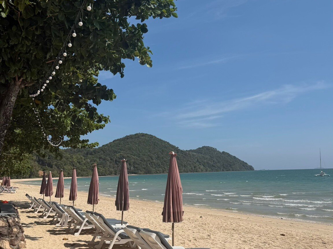 Loh Pared Bay Beach-阁耀亚伊岛必去景点
