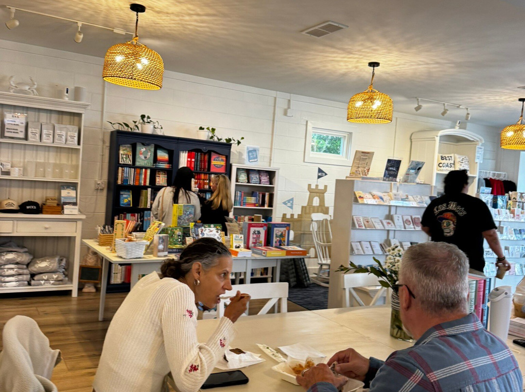 White Crab Coffee and Books