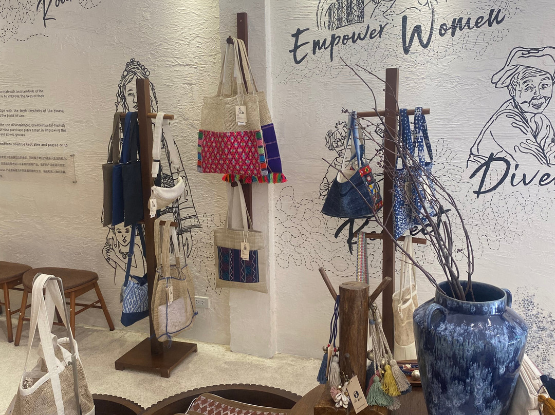 Her Works Vientiane Flagship Store-万象必去景点