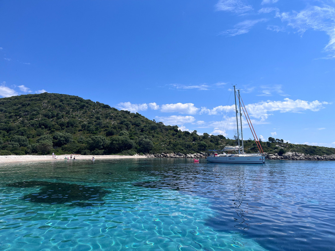 Kioni Boat Hire