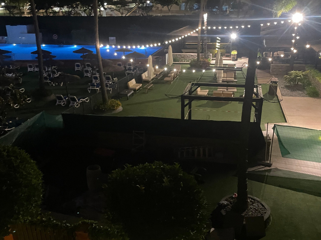 丰希罗拉美丽华伊鲁宁酒店主图