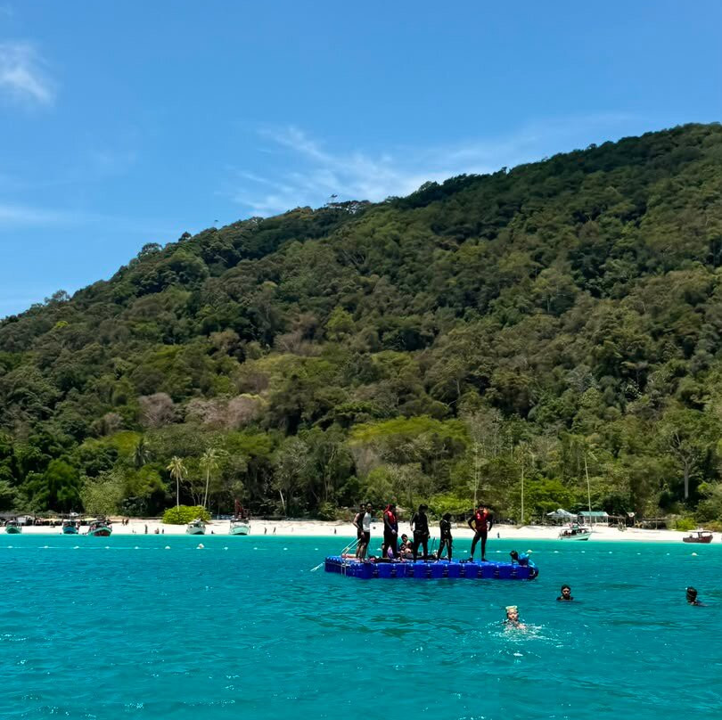 Redang Island Snorkeling Day Trip with Lunch