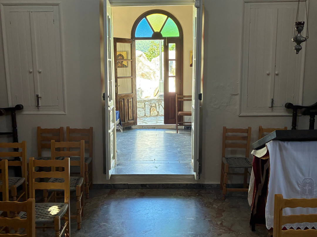 Agios Nikolaos Church and Clock Tower-Skiathos Town必去景点