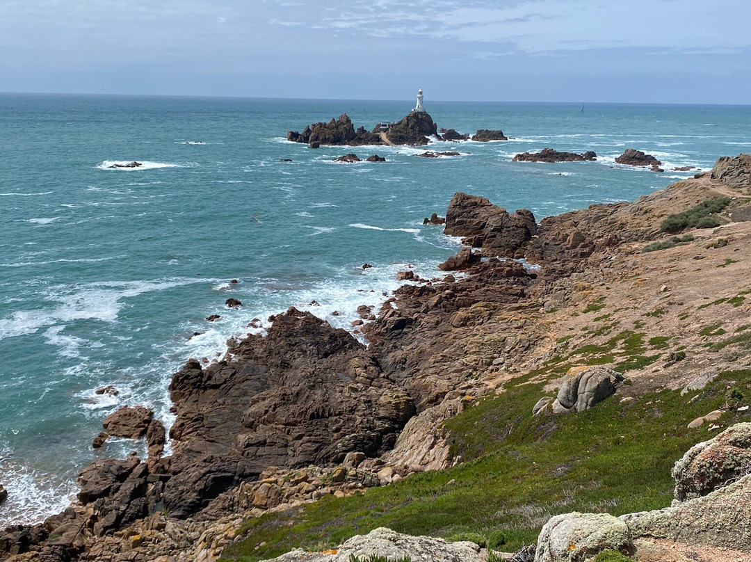 Corbiere Lighthouse (La Corbiere)-圣布雷拉德必去景点