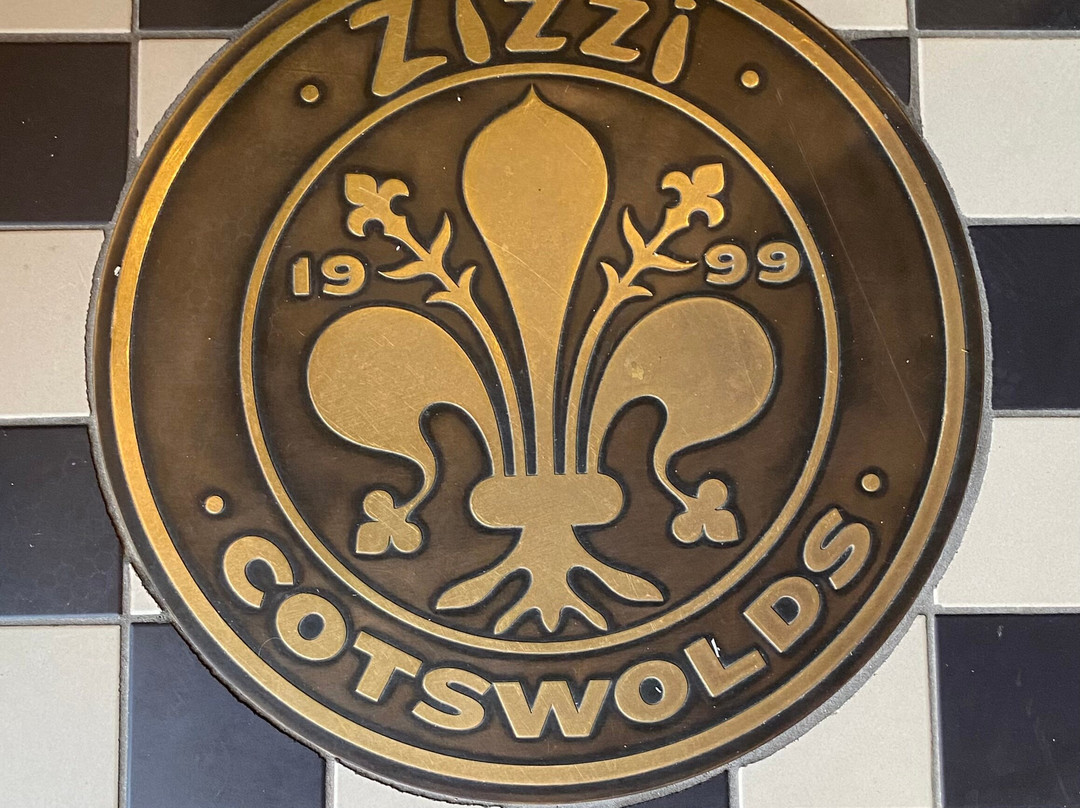 Zizzi - Cotswolds Outlet