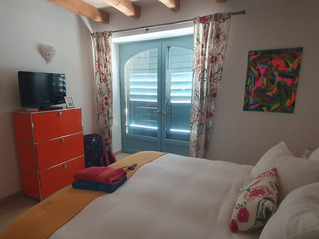 Le Clos Des Buis主图