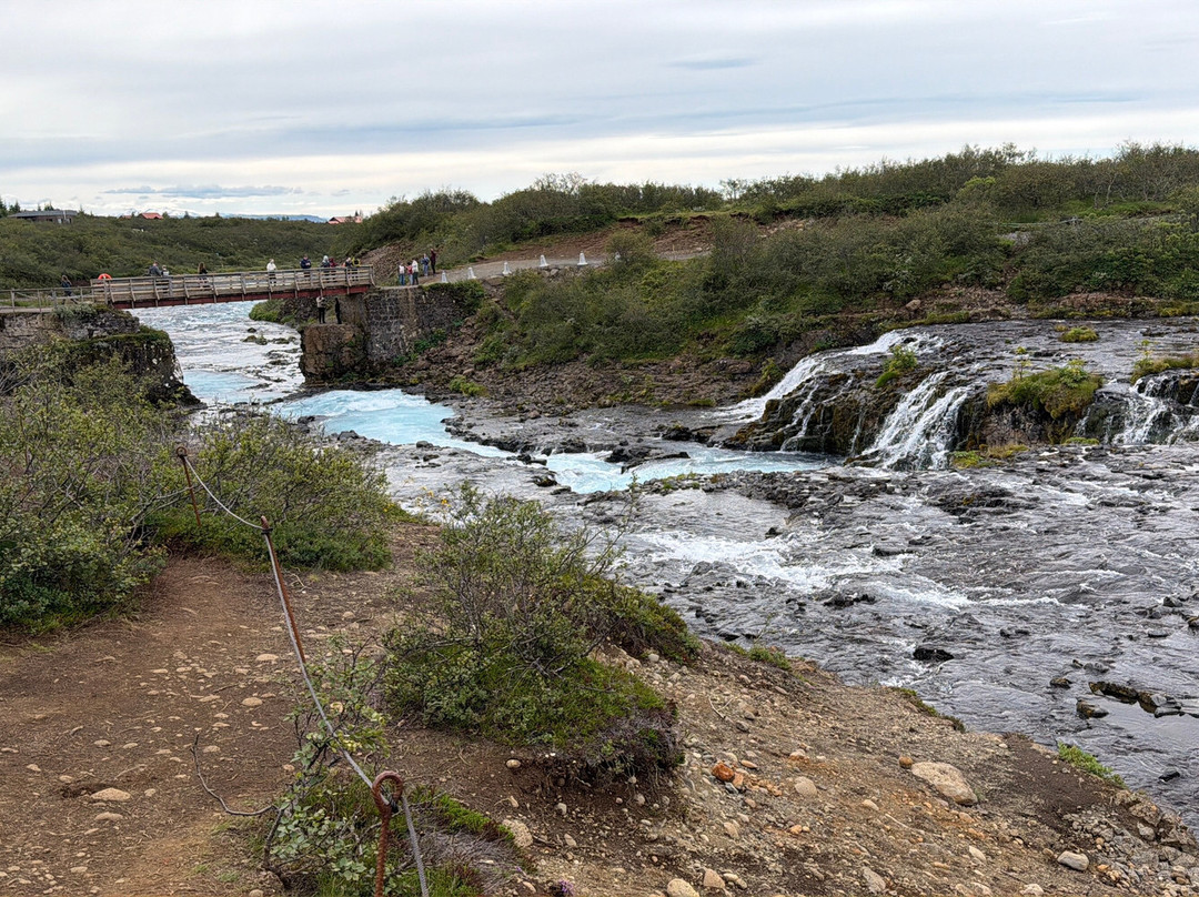 Bruarfoss Waterfall 蒂芬尼藍瀑布-Brekkuskogur必去景点