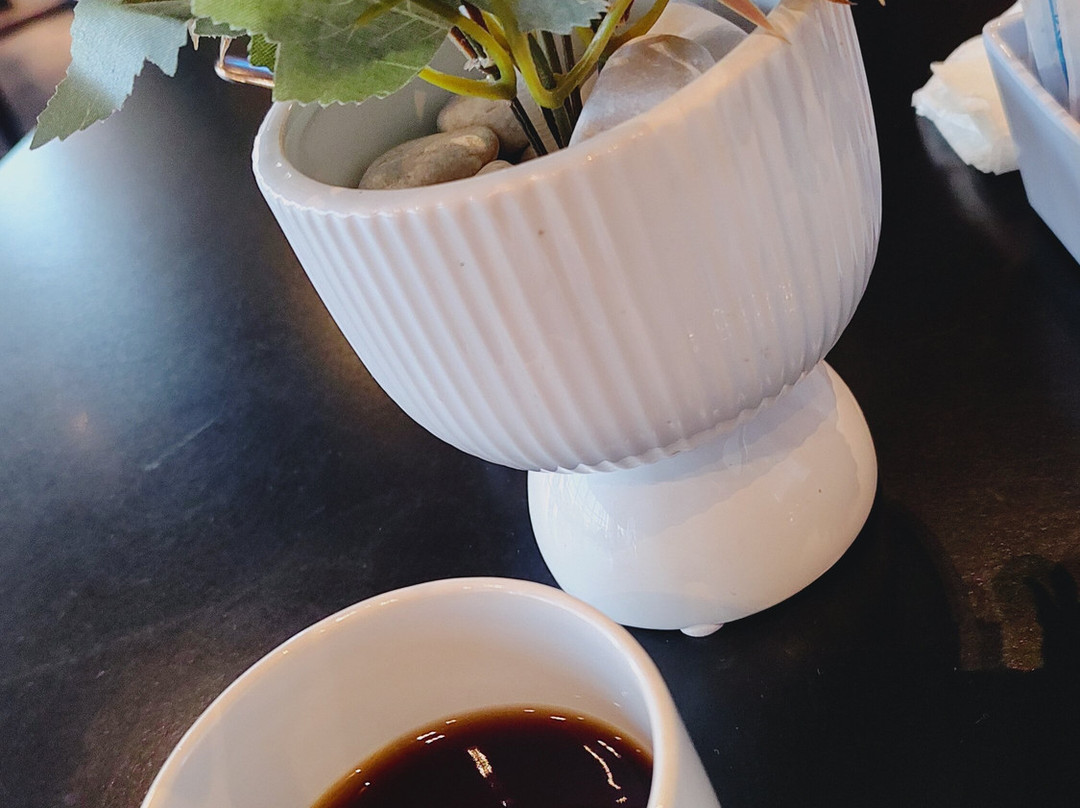 莱昂欢朋酒店主图