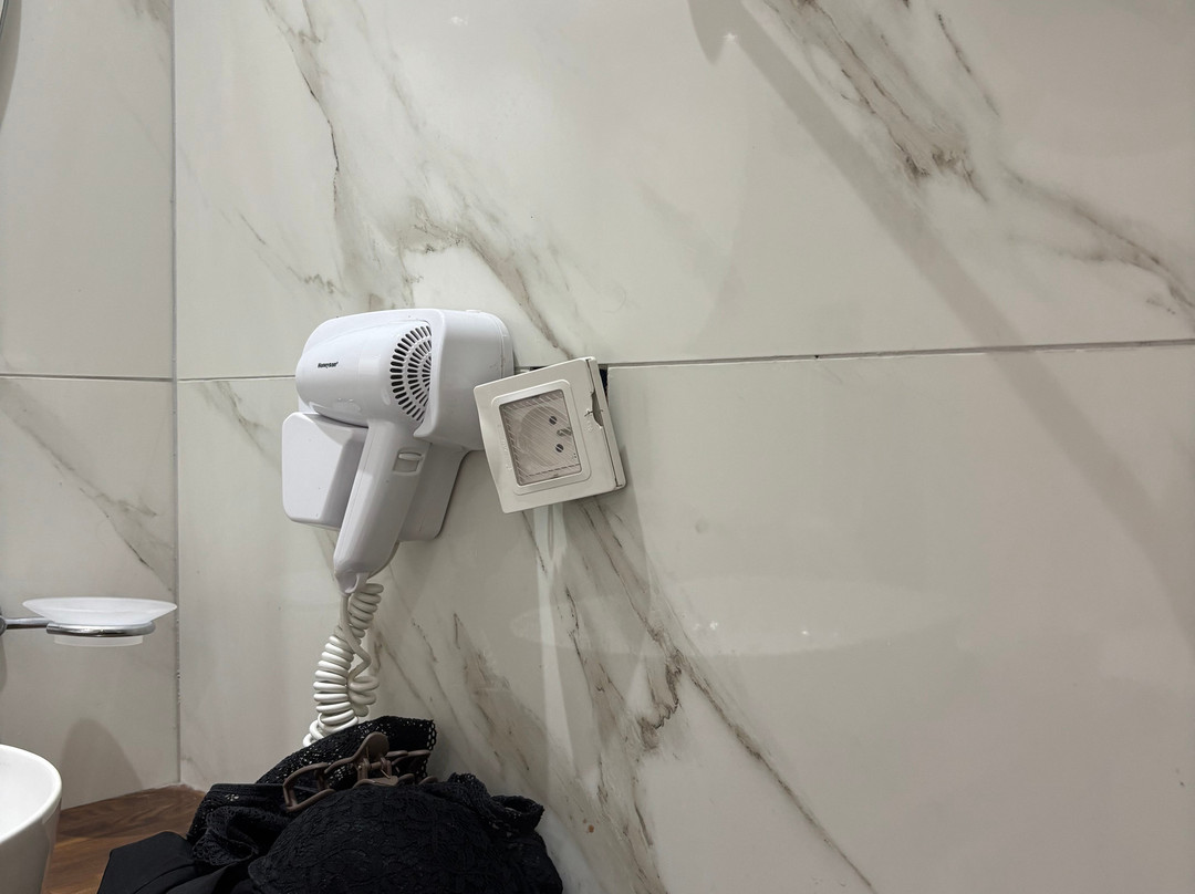 霍亚天堂酒店主图